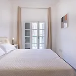Apartamento Pageant Homes