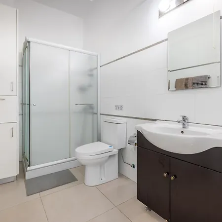 Pageant Homes Apartmán *