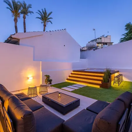 דירה Pageant Homes *