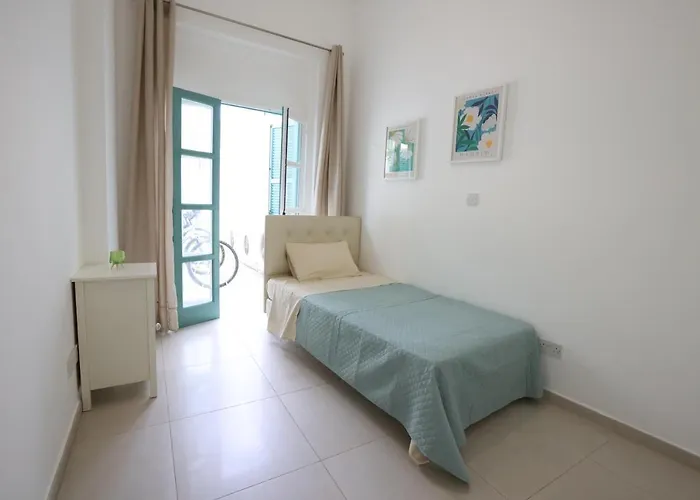 Pageant Homes 公寓 *