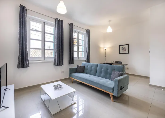 公寓 Pageant Homes *