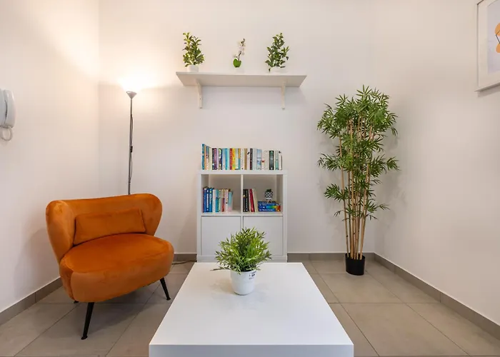 Apartamento Pageant Homes *