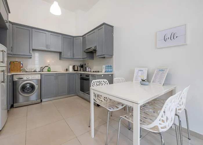 公寓 Pageant Homes 尼科西亚