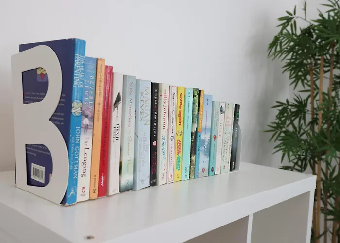 Pageant Homes 公寓